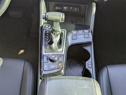 Used 2024 Kia Sportage EX image 23