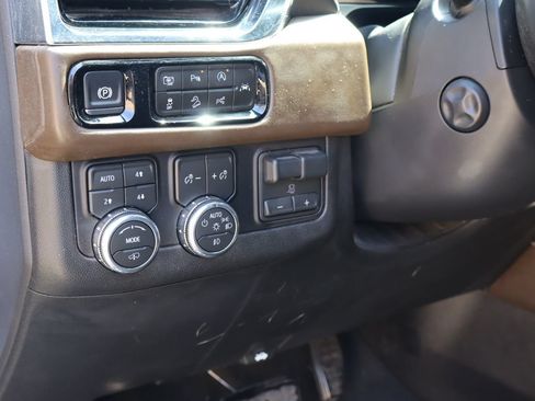 Used 2026 GMC Yukon Denali Ultimate AWD/4WD image 29