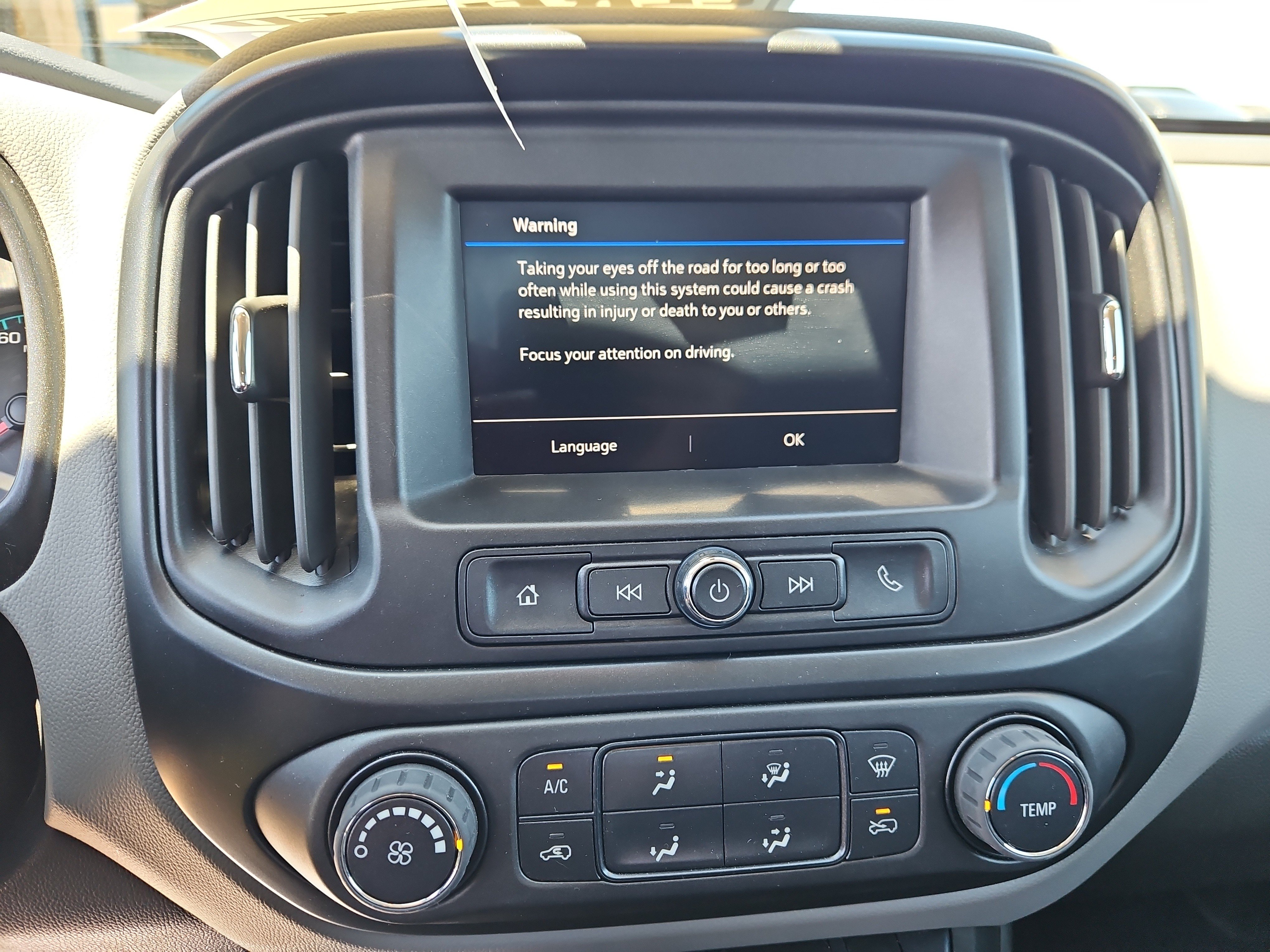 Used 2022 Chevrolet Colorado W/T w/ WT Convenience Package AWD/4WD image 5
