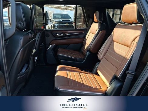 Used 2023 GMC Yukon Denali Ultimate image 13