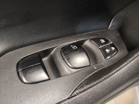 Used 2018 Nissan Altima 2.5 SV FWD image 27