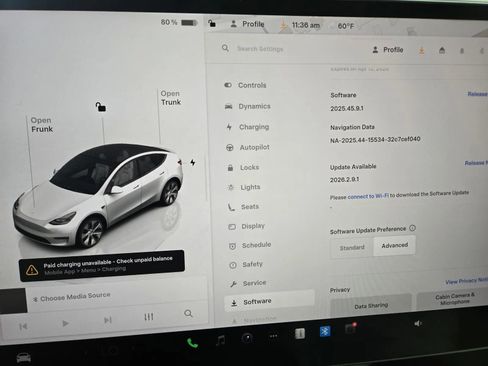 Used 2024 Tesla Model Y 2WD image 19
