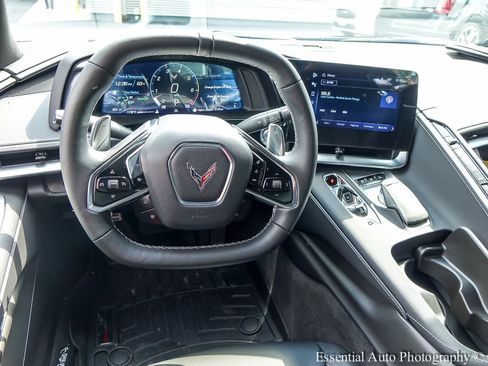 Used 2024 Chevrolet Corvette Stingray Preferred Cpe w/ Battery Protection Package RWD image 11