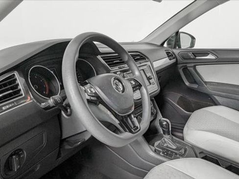 Used 2020 Volkswagen Tiguan S FWD image 26