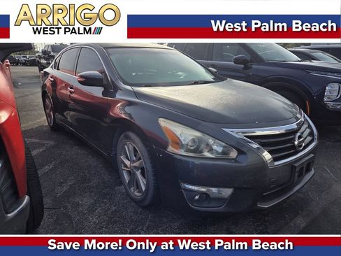 Used 2013 Nissan Altima 2.5 SL FWD image 1