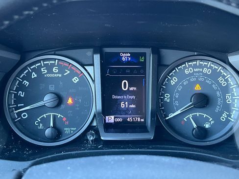 Used 2020 Toyota Tacoma image 21