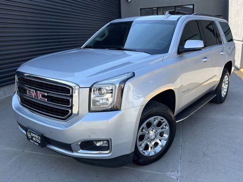 Used 2019 GMC Yukon SLT AWD/4WD image 2