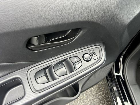 Certified 2024 Nissan Versa S w/ Trunk Package image 18