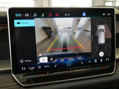 New 2026 Volkswagen Tiguan SE image 21