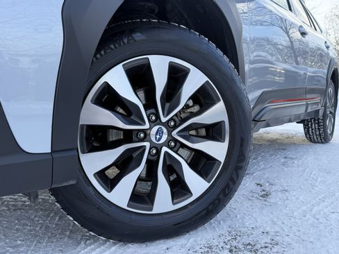 Used 2025 Subaru Outback Touring image 6