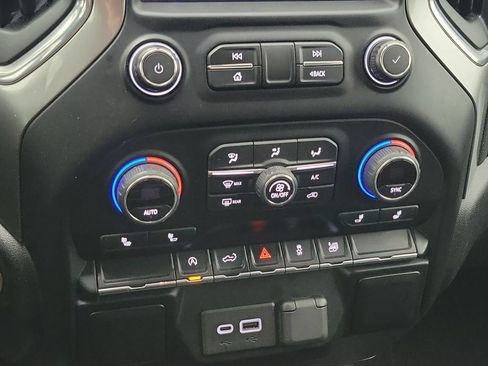 Certified 2020 Chevrolet Silverado 1500 LT w/ All-Star Edition AWD/4WD image 16