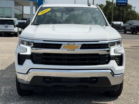 Used 2025 Chevrolet Silverado 1500 LT w/ Leather Package AWD/4WD image 2