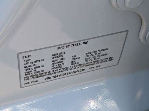 Used 2023 Tesla Model Y Long Range AWD/4WD image 37