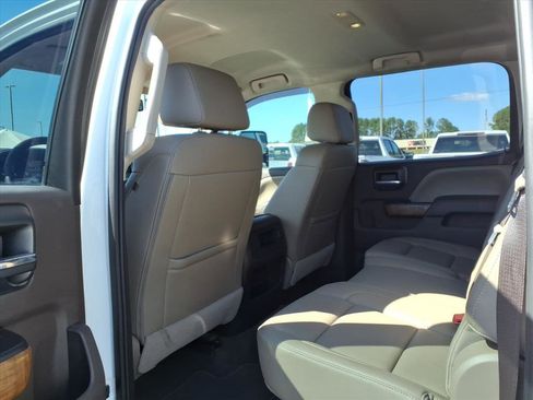 Used 2017 GMC Sierra 3500 SLT w/ Duramax Plus Package image 22