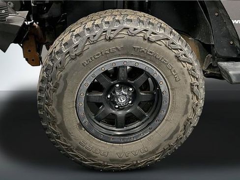 Used 2014 Jeep Wrangler Sahara w/ Connectivity Group AWD/4WD image 25