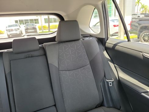 Used 2021 Toyota RAV4 XLE FWD image 22