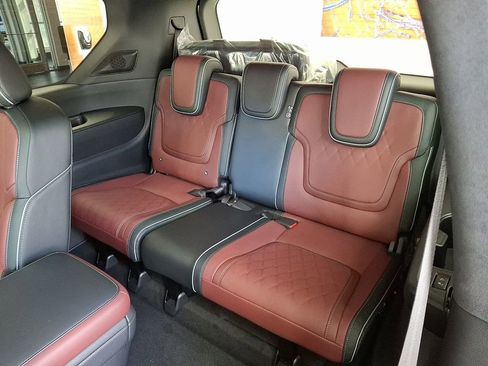 Used 2026 INFINITI QX80 Autograph image 7