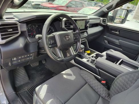 Used 2026 Toyota Tundra SR5 w/ SR5 Convenience Package AWD/4WD image 11