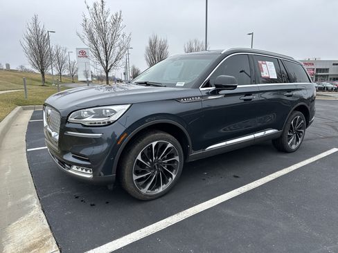 Used 2022 Lincoln Aviator Reserve w/ Equipment Group 201A image 5