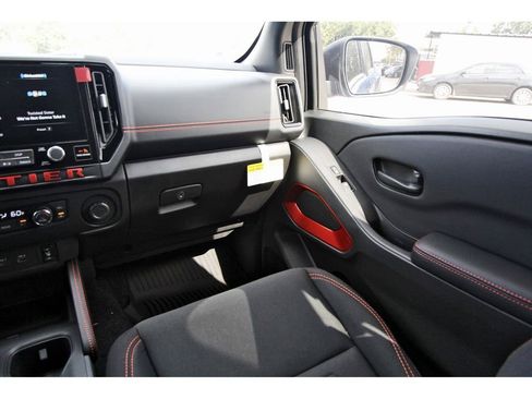 New 2026 Nissan Frontier PRO-4X w/ Pro-4x Convenience Package image 10