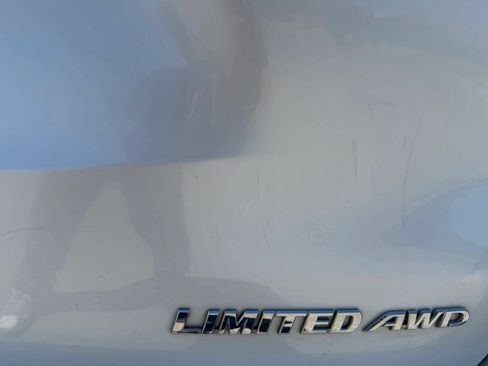 Used 2015 Toyota Highlander Limited Platinum AWD/4WD image 11