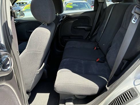 Used 2003 Chrysler PT Cruiser FWD image 4
