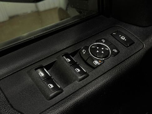 Used 2017 Ford F250 Lariat w/ Lariat Ultimate Package image 13