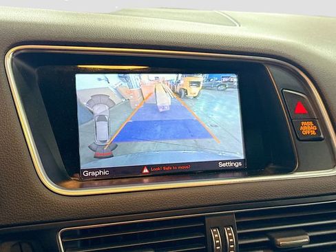 Used 2015 Audi Q5 2.0T Premium Plus w/ Technology Package image 15