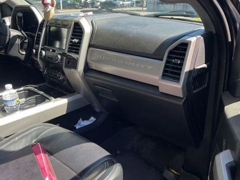 Used 2019 Ford F350 Lariat w/ Lariat Ultimate Package AWD/4WD image 9