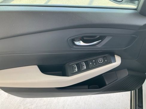 Used 2023 Honda Accord EX image 4