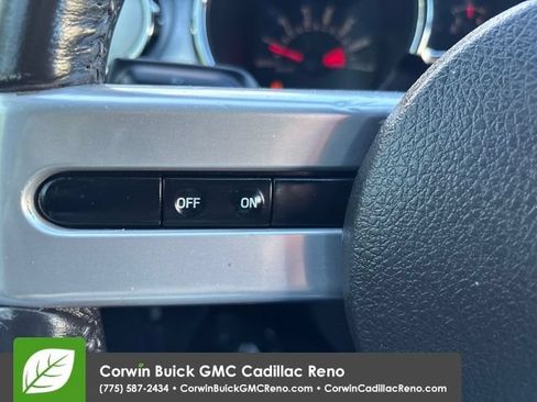 Used 2006 Ford Mustang Coupe RWD image 22