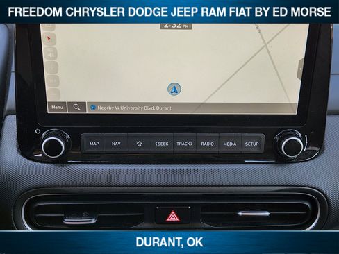 Used 2023 Hyundai Kona SEL w/ Convenience Package image 12