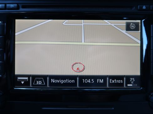 Used 2014 Volkswagen Passat TDI SEL Premium FWD image 16