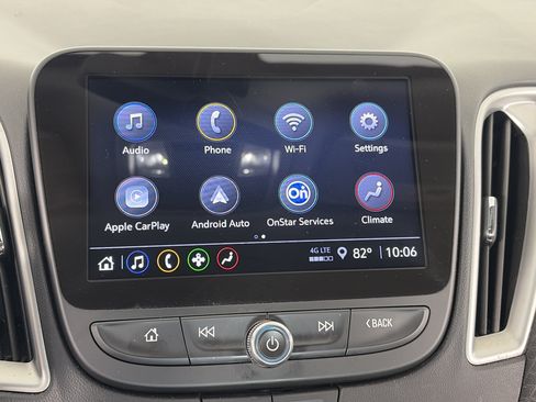 Used 2022 Chevrolet Malibu LT FWD image 18