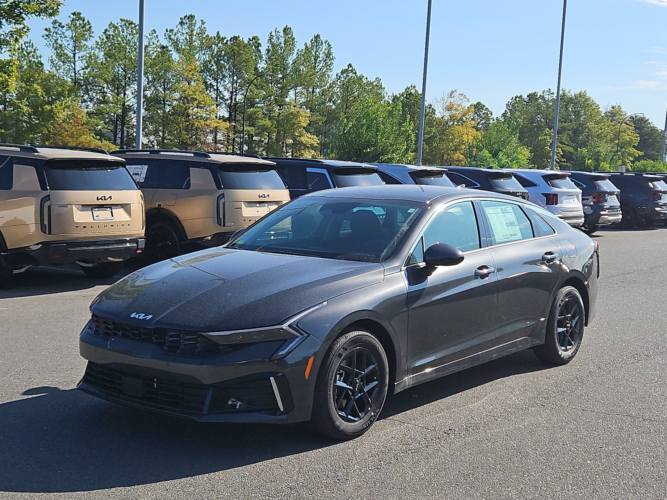 New 2026 Kia K5 LXS FWD image 3