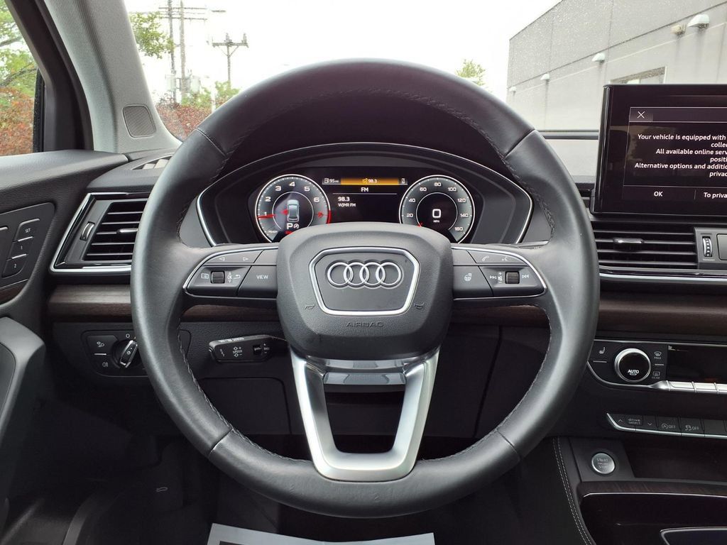 Used 2023 Audi Q5 2.0T Premium Plus AWD/4WD image 16