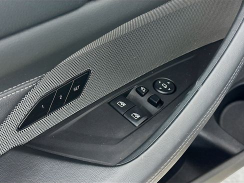 Used 2023 BMW M4 xDrive Competition w/ Executive Package image 17