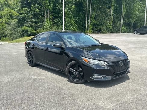 Used 2023 Nissan Sentra SR w/ Midnight Edition Package FWD image 2