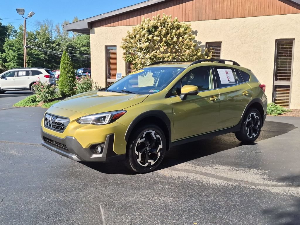 Used 2022 Subaru Crosstrek 2.5i Limited w/ Moonroof Package 2 AWD/4WD image 2