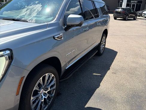 Used 2025 GMC Yukon XL Denali AWD/4WD image 6