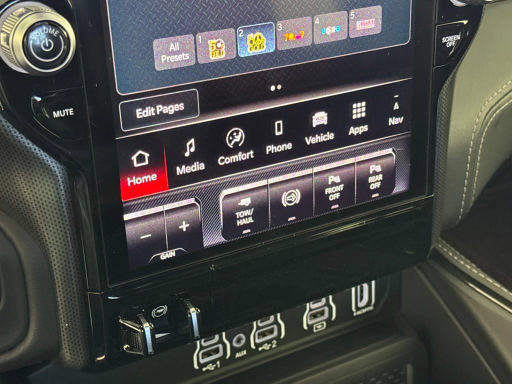 New 2027 RAM 2500 Limited AWD/4WD image 23