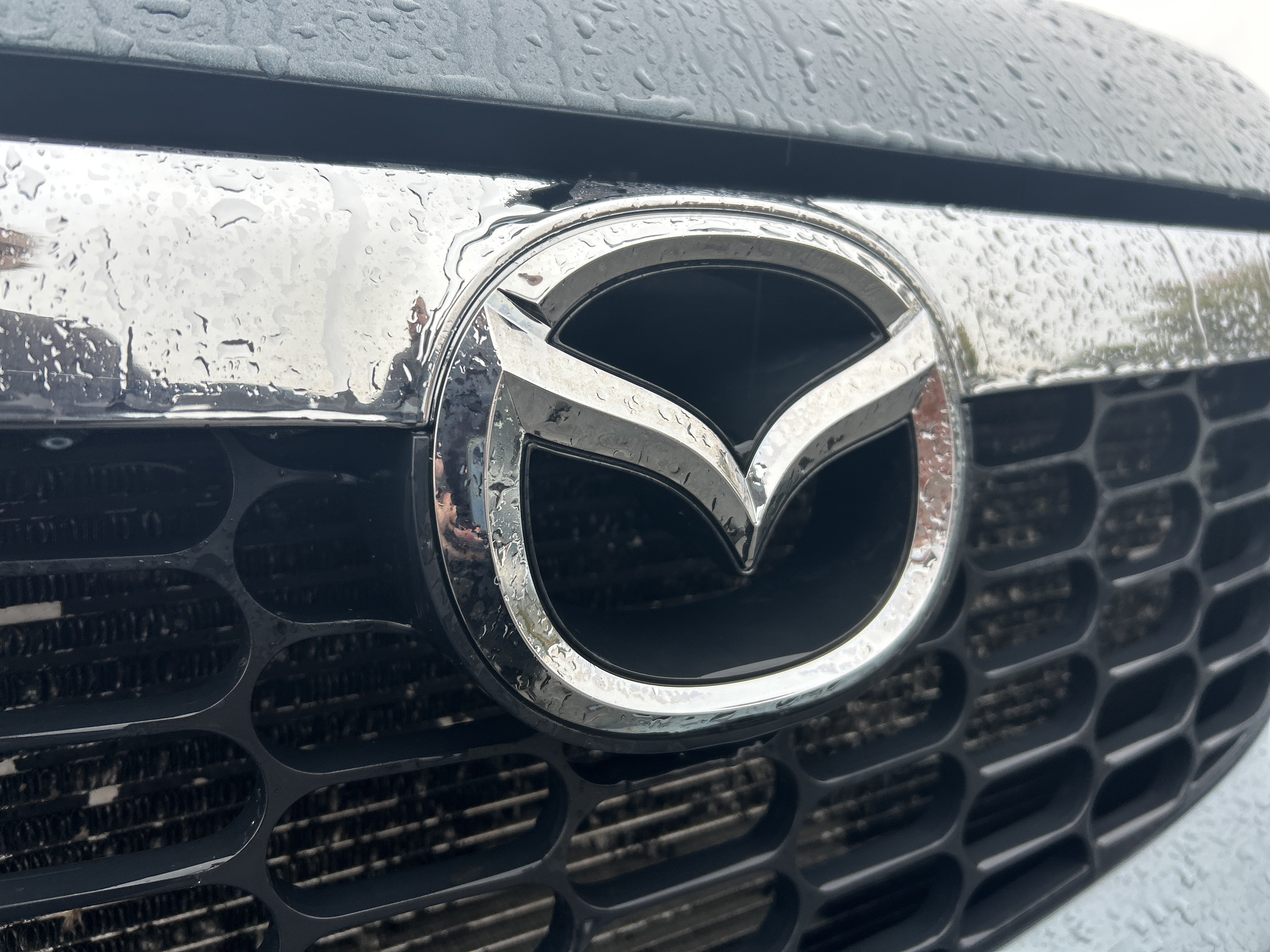 Used 2010 MAZDA Tribute i AWD/4WD image 22