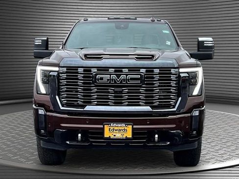 Used 2024 GMC Sierra 2500 Denali Ultimate AWD/4WD image 2