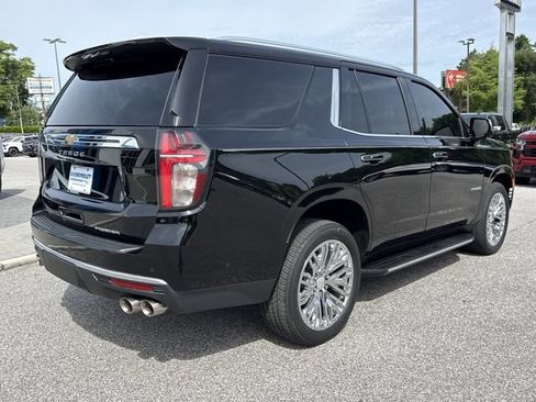 Used 2024 Chevrolet Tahoe Premier w/ Advanced Technology Package RWD image 3