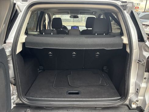 Used 2021 Ford EcoSport SE w/ SE Convenience Package image 16