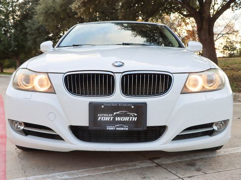 Used 2011 BMW 335i xDrive Sedan image 2