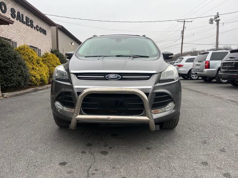 Used 2013 Ford Escape Titanium image 3