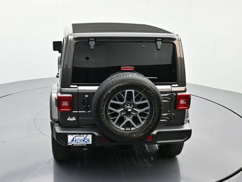 New 2026 Jeep Wrangler Unlimited Sahara image 32