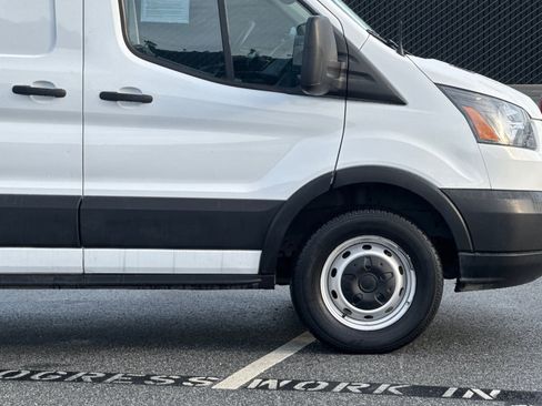 Used 2019 Ford Transit 250 148 Medium Roof image 20