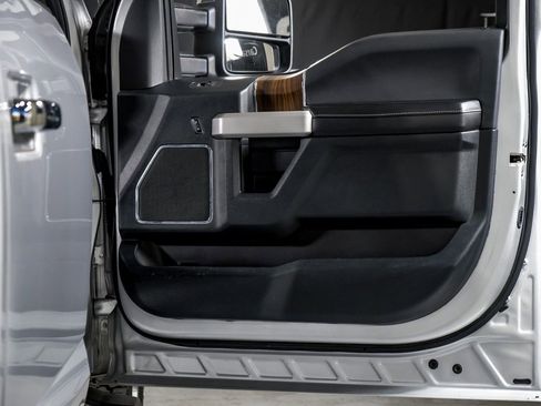 Used 2016 Ford F150 Lariat image 35